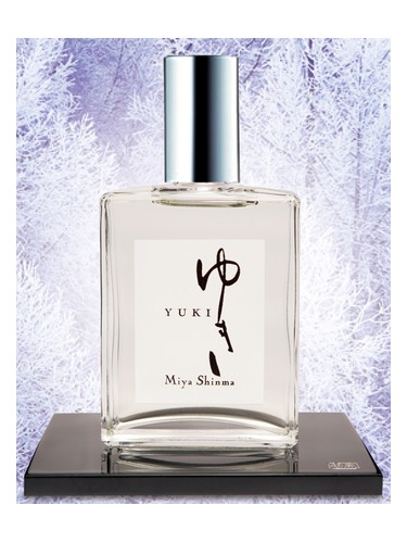Frasco de Yuki, de Miya Shinma