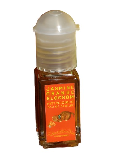 Frasco de Jasmine Orange Blossom, de Velvet & Sweet Pea’s Purrfumery