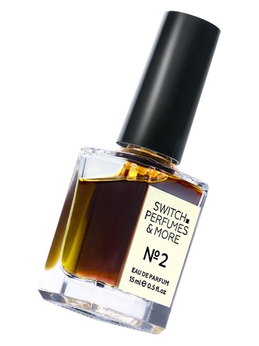 Frasco de No 2, de SWITCH Perfumes