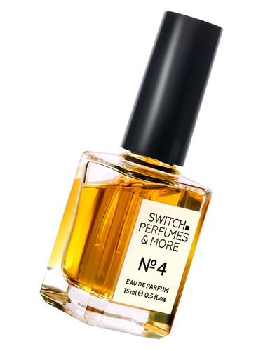 Frasco de No 4, de SWITCH Perfumes