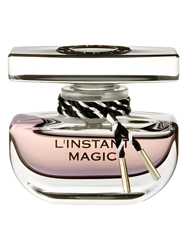 Frasco de L'Instant Magic Extract, de Guerlain
