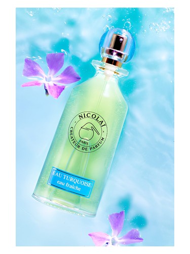 Frasco de Eau Turquoise, de Nicolai Parfumeur Createur