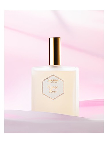 Frasco de Nuage Rose, de Parfum Satori