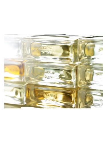 Frasco de Murasaki no Ue (Lady Murasaki) — Parfum Satori