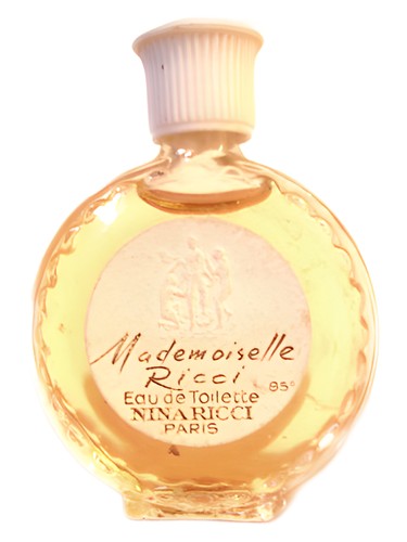 Frasco de Mademoiselle Ricci (1967), de Nina Ricci