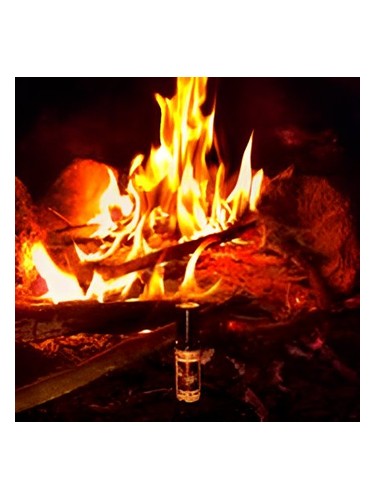 Frasco de Fires in the Night — Solstice Scents
