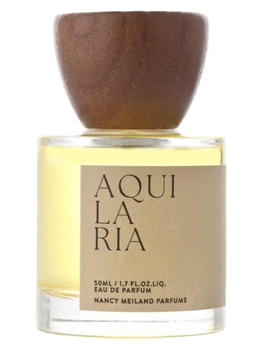 Frasco de Aquilaria, de Nancy Meiland Parfums