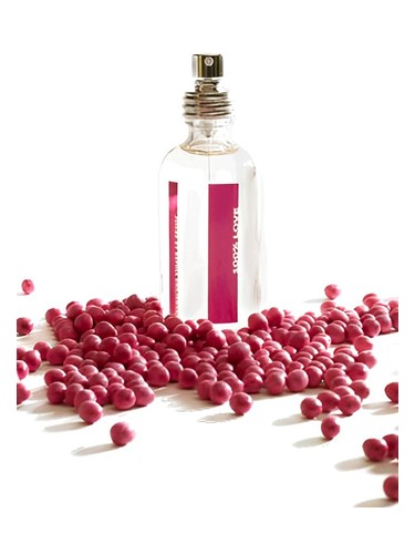 Frasco de 100% Love, de S-Perfume