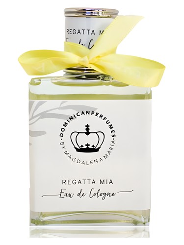 Frasco de Regatta Mia, de Dominican Perfumes