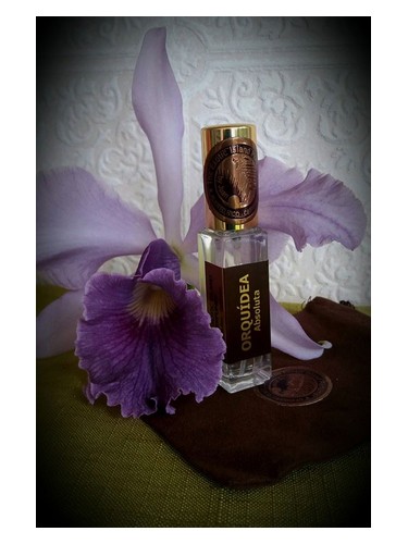Frasco de Orquidea Absoluta, de The Exotic Island Perfumer