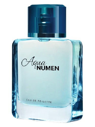 Frasco de Aqua Numen 清泉, de Boitown 冰希黎