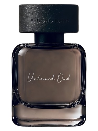 Frasco de Untamed Oud, de Phuong Dang