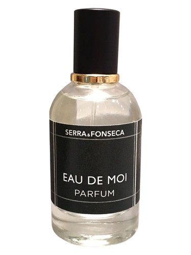 Frasco de Eau de Moi, de Serra & Fonseca