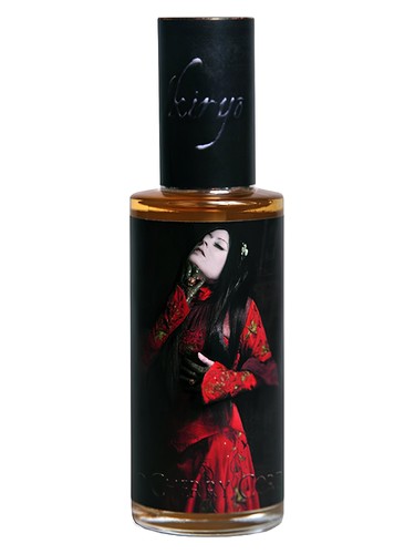 Frasco de Blood Cherry Cordial — Ikiryō
