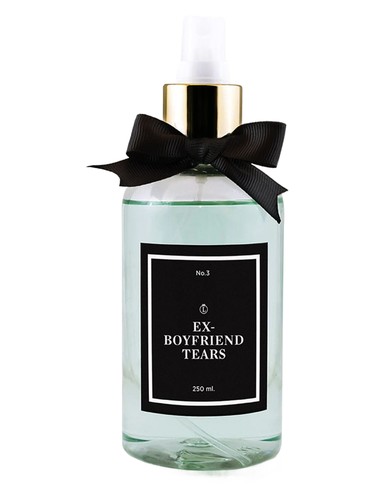 Frasco de No. 3 Ex Boyfriend Tears, de Loly In The Sky