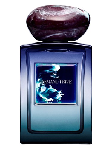 Frasco de Armani Privé Charm', de Giorgio Armani