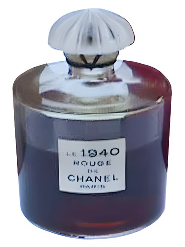 Frasco de Le 1940 Rouge de Chanel, de Chanel