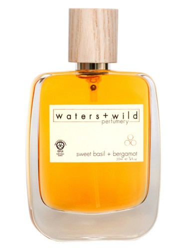Frasco de Sweet Basil + Bergamot, de Waters + Wild Perfumery