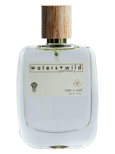 Frasco de Rose + Oud, de Waters + Wild Perfumery
