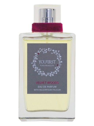 Frasco de Velvet Woods, de You First Pura Rinascita