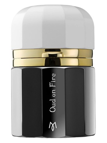 Frasco de Oud On Fire, de Ramon Monegal