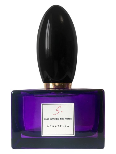 Frasco de Donatella, de Esse Strikes The Notes