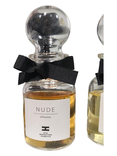 Frasco de Nude, de Alta Manifattura Cosmetica