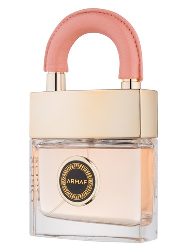Frasco de Opus Femme, de Armaf