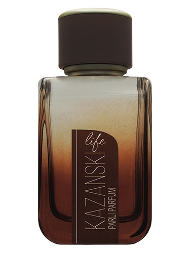Frasco de Kazanski Life, de Parli Parfum
