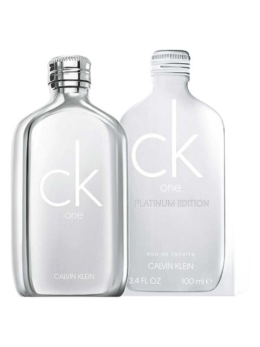 Frasco de CK One Platinum Edition, de Calvin Klein