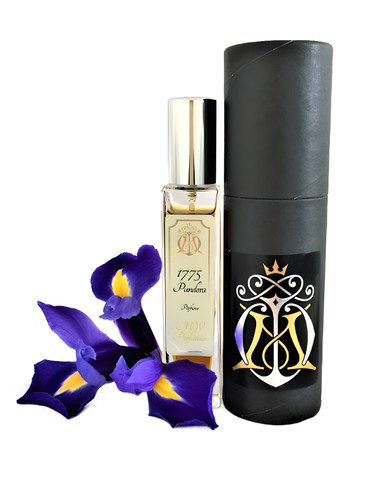 Frasco de 1775 Pandora, de MW Perfumes