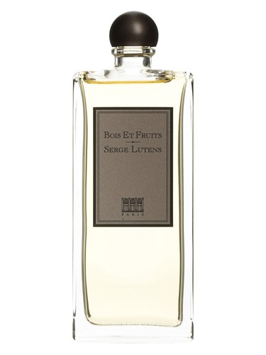 Frasco de Bois et Fruits — Serge Lutens