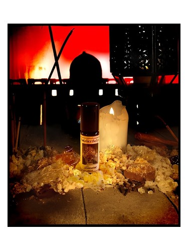 Frasco de Incensum, de Solstice Scents