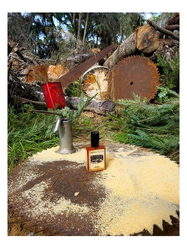 Frasco de Sawmill — Solstice Scents