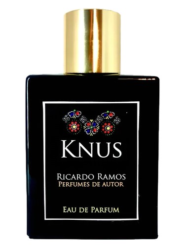Frasco de Knus, de Ricardo Ramos Perfumes de Autor