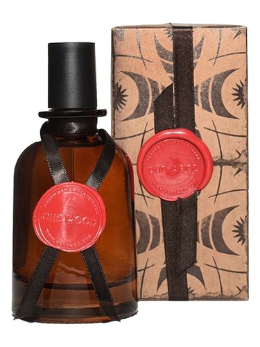 Frasco de Oud Wood, de Yntenzo