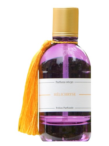 Frasco de Hélichryse, de Parfums 06130