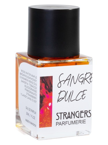 Frasco de Sangre Dulce — Strangers Parfumerie