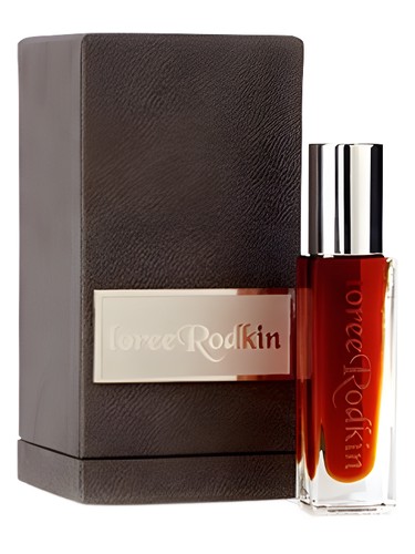Frasco de Gothic V Perfume Oil, de Loree Rodkin