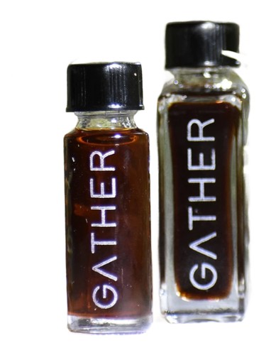 Frasco de Forest Flora, de Gather Perfume