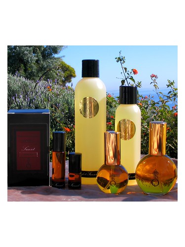 Frasco de Perfect Sunset, de Sarah Horowitz Parfums