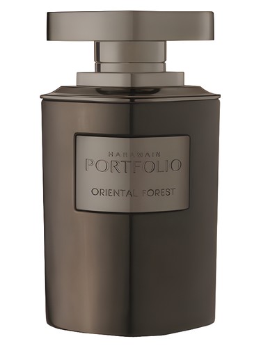 Frasco de Portfolio Oriental Forest, de Al Haramain Perfumes
