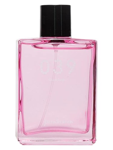 Frasco de N° 039 Glam Night, de Stradivarius