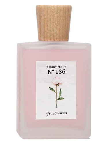 Frasco de N° 136 Bright Peony, de Stradivarius