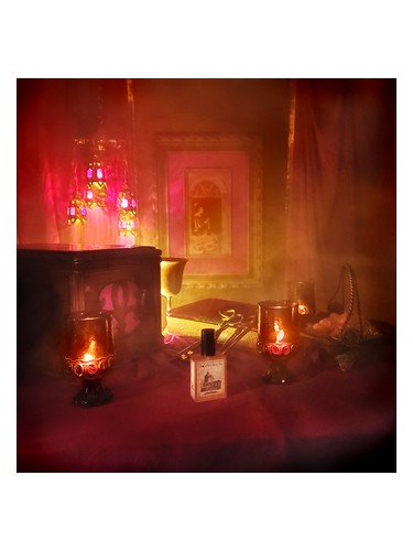 Frasco de Monastic, de Solstice Scents