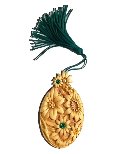 Frasco de Qaium, de Junaid Perfumes