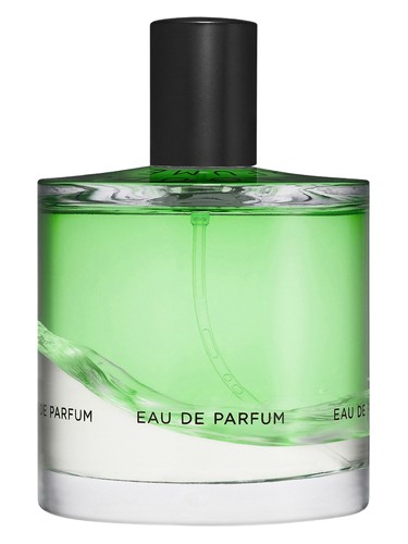 Frasco de Cloud Collection No 3, de ZARKOPERFUME