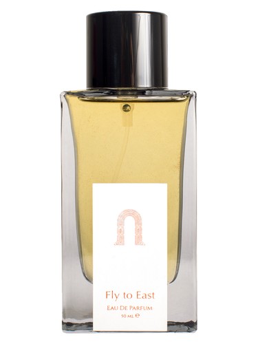 Frasco de Fly To The East, de NSHQ