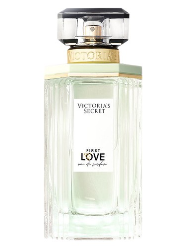 Frasco de First Love, de Victoria's Secret