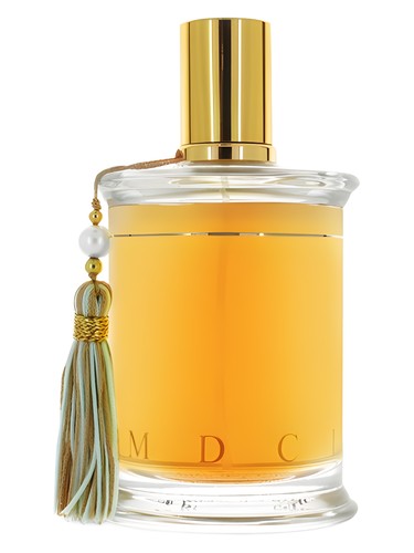 Frasco de Promesse de l'Aube, de MDCI Parfums